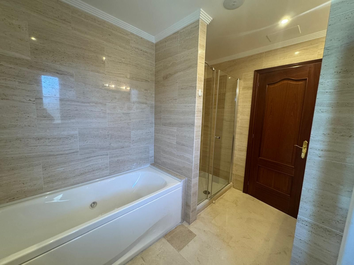 Tussenverdieping Appartement in Casares Playa-19