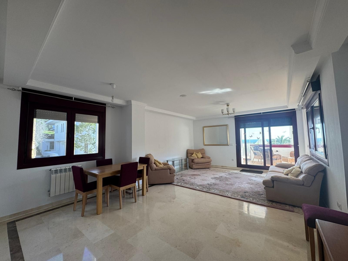Tussenverdieping Appartement in Casares Playa-6