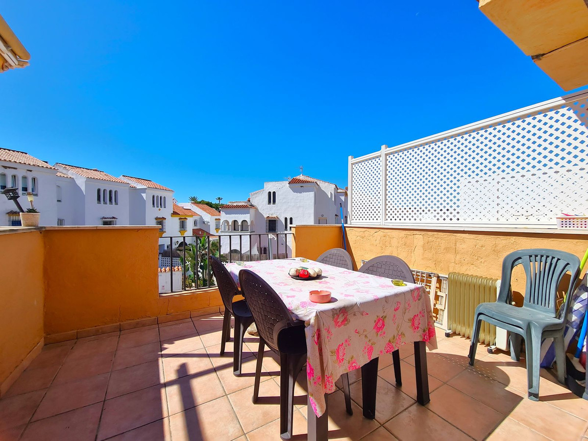 Appartement te koop in Casares Playa | 1 slaapkamers H5048581