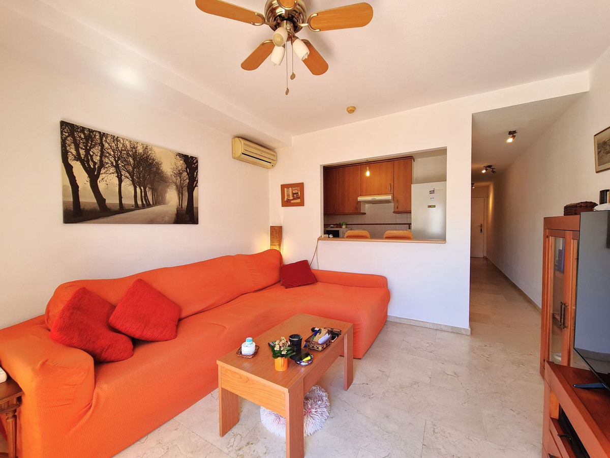 Appartement te koop in Casares Playa | 1 slaapkamers H5048581