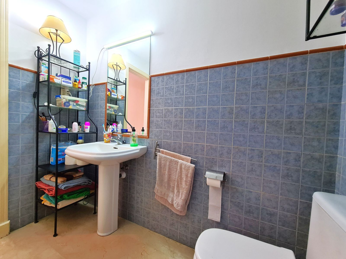 Appartement te koop in Casares Playa | 1 slaapkamers H5048581