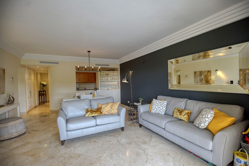 Appartement te koop in Casares Playa | 3 slaapkamers H5049022