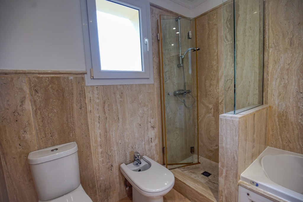 Appartement te koop in Casares Playa | 3 slaapkamers H5049022