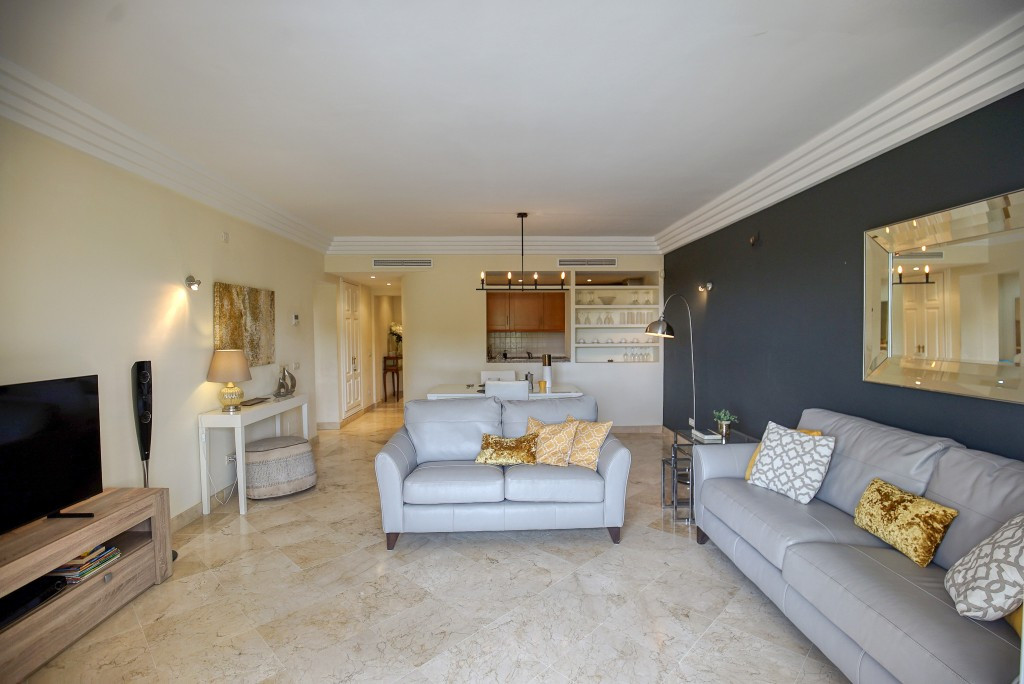 Appartement te koop in Casares Playa | 3 slaapkamers H5049022