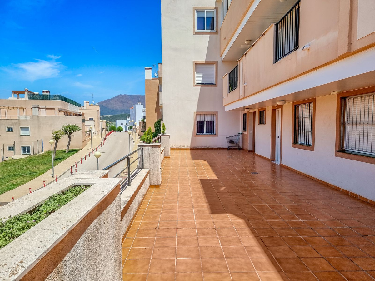 Appartement te koop in Casares Playa | 2 slaapkamers H5052148