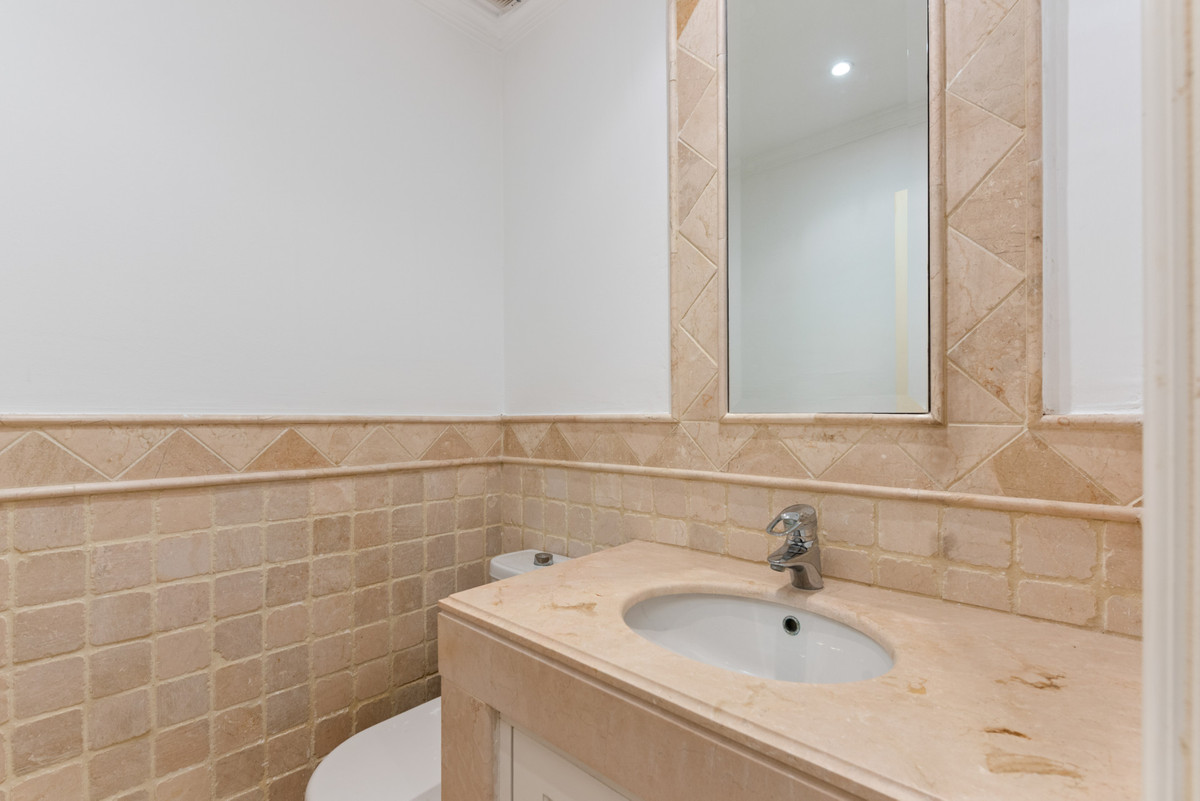 Appartement te koop in Casares Playa | 3 slaapkamers H5052766