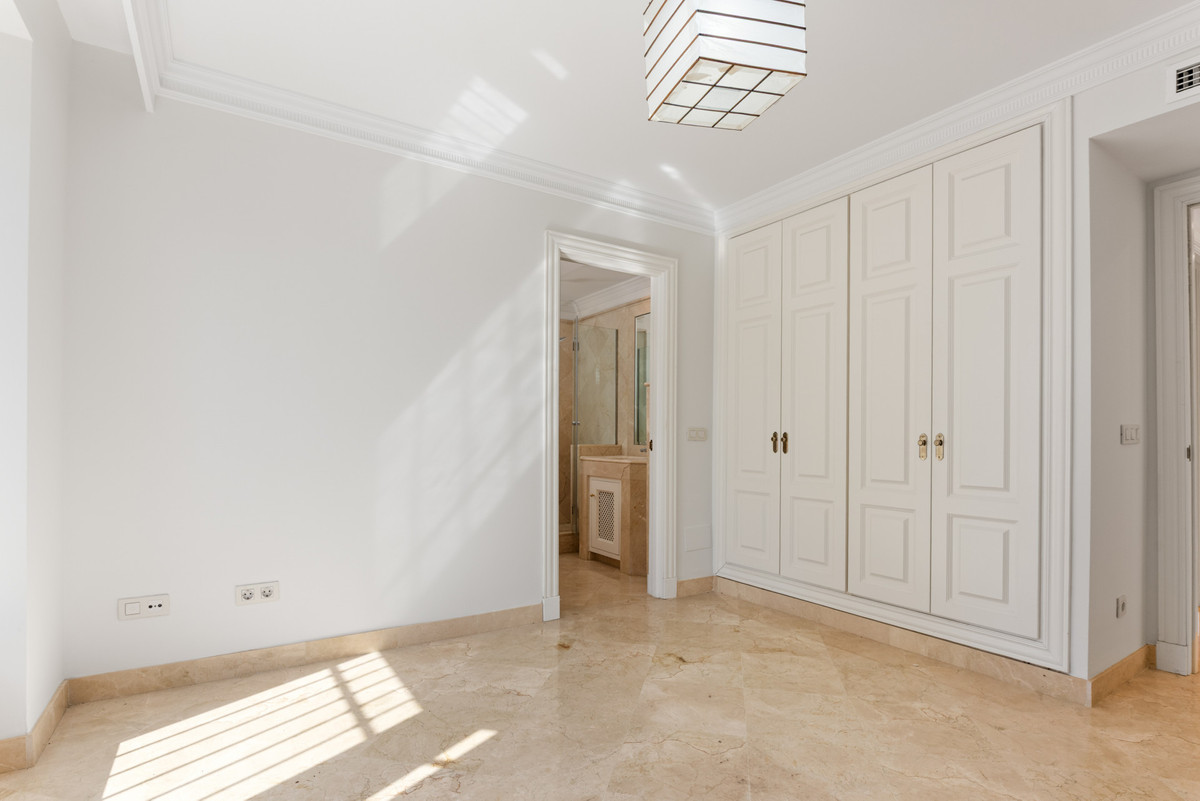 Appartement te koop in Casares Playa | 3 slaapkamers H5052766
