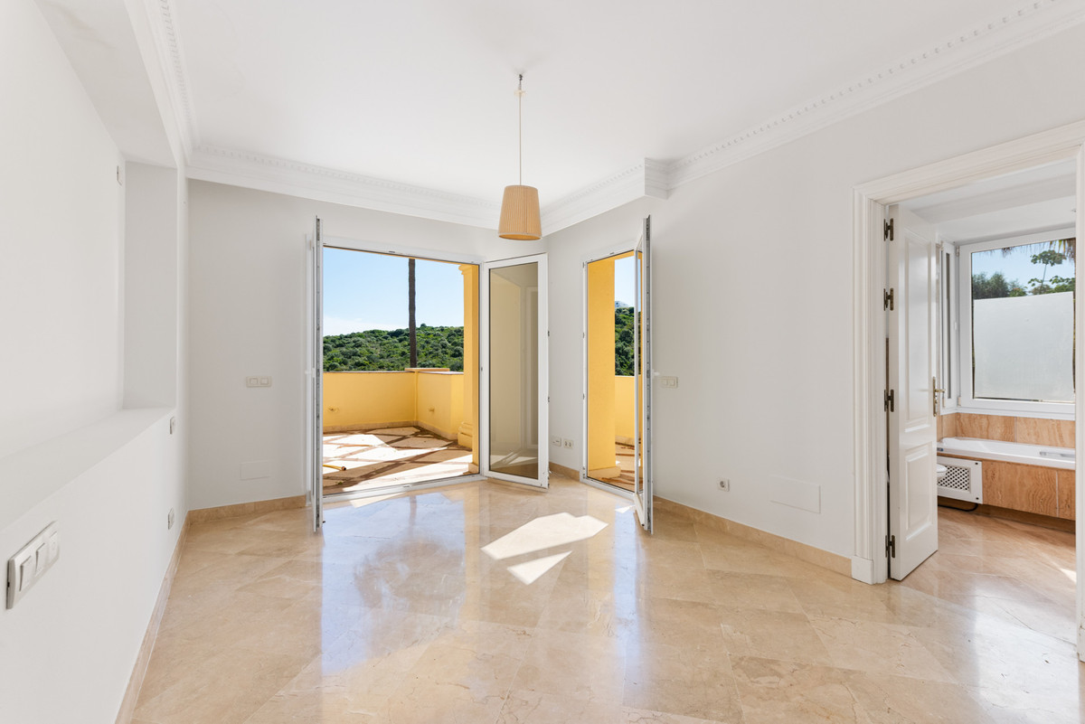 Appartement te koop in Casares Playa | 3 slaapkamers H5052766