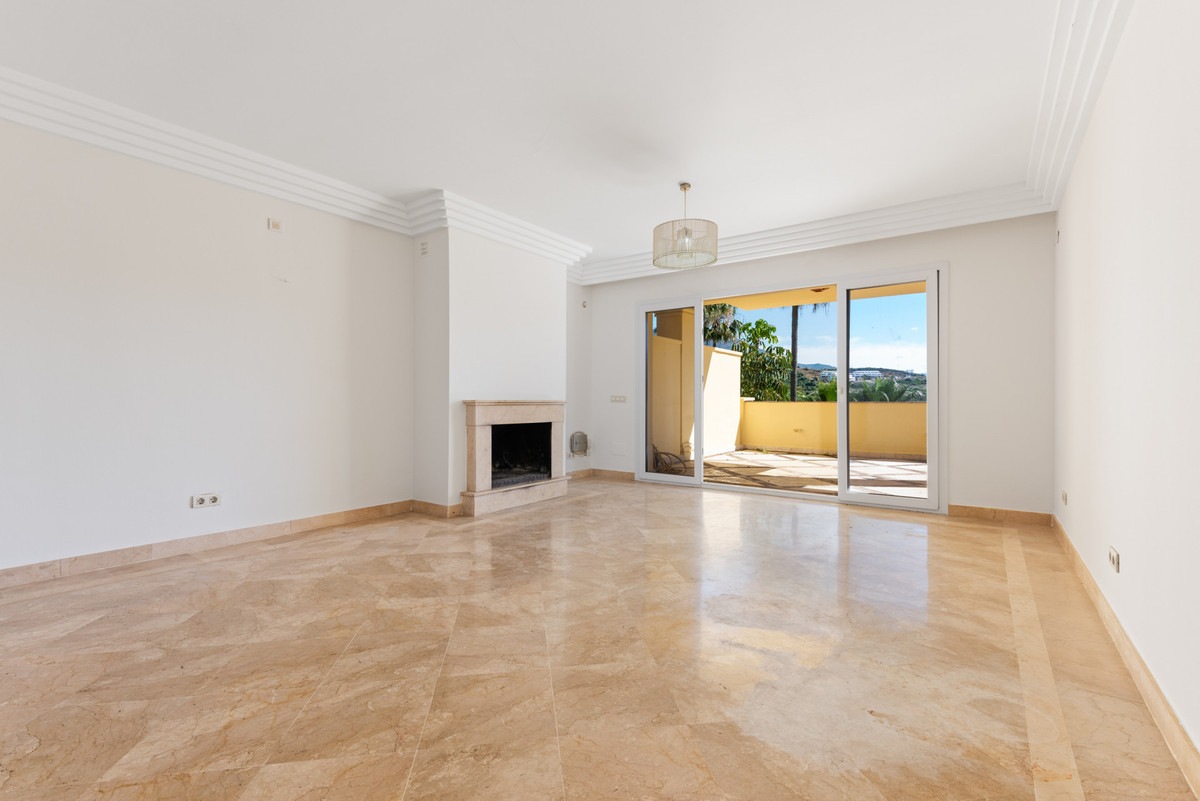 Appartement te koop in Casares Playa | 3 slaapkamers H5052766