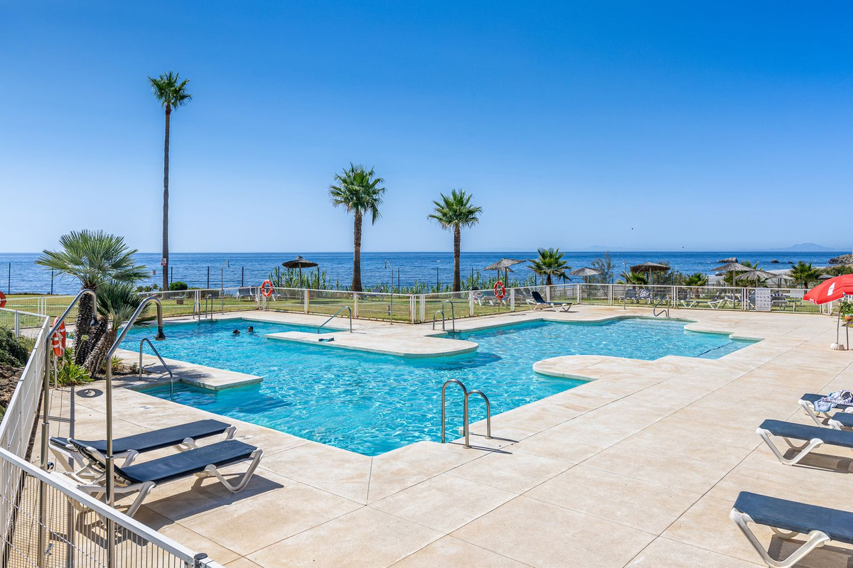 Appartement te koop in Casares Playa | 2 slaapkamers H5058598