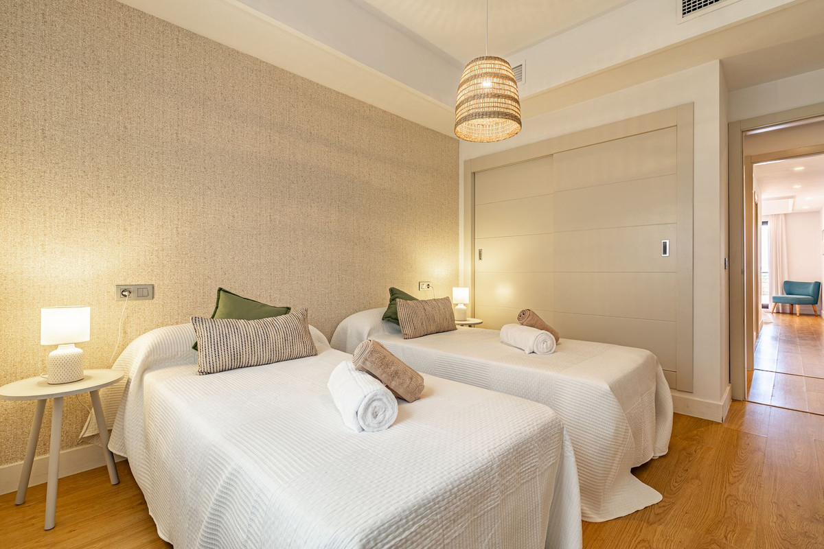 Appartement te koop in Casares Playa | 2 slaapkamers H5058598