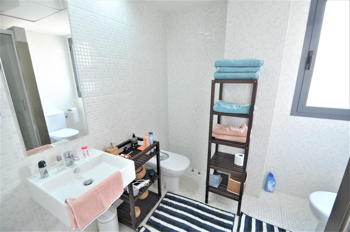 Penthouse te koop in Casares Playa | 2 slaapkamers H5062213