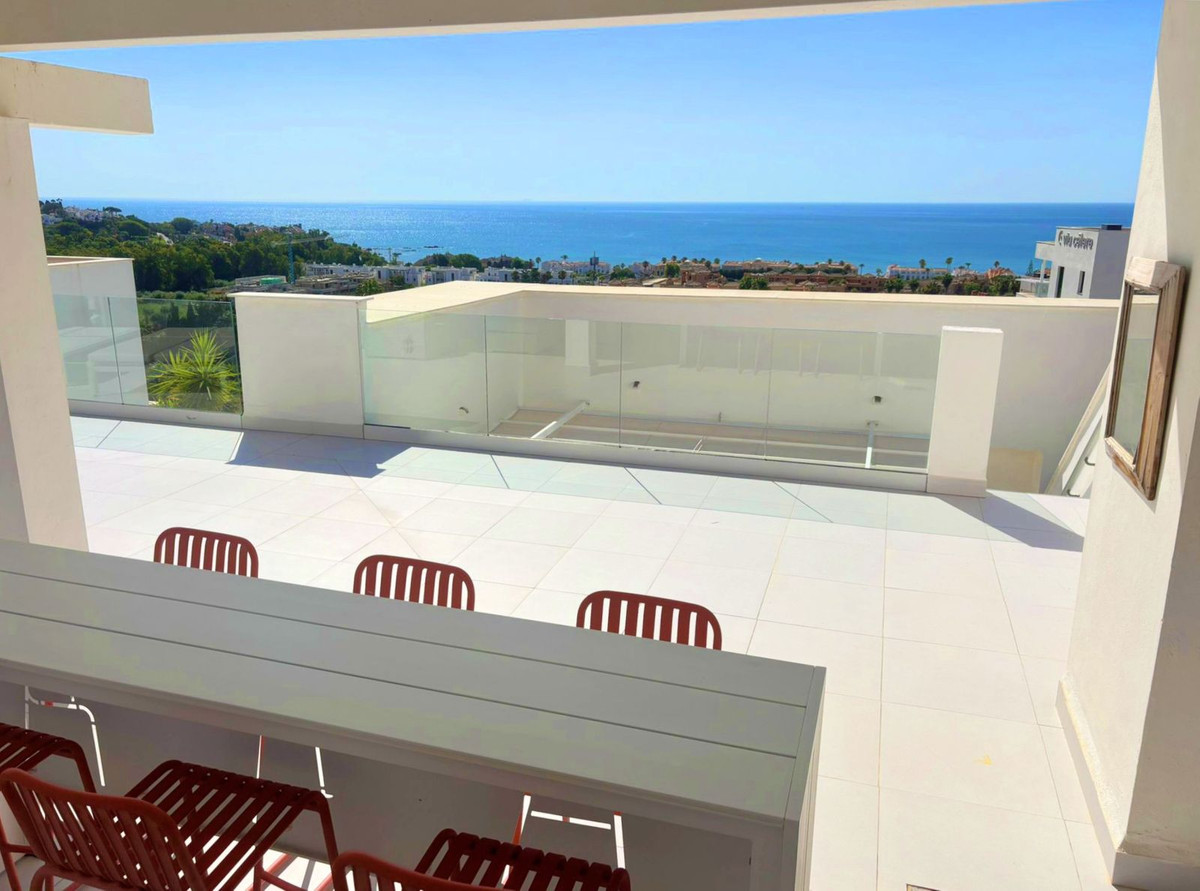Penthouse te koop in Casares Playa | 2 slaapkamers H5062213