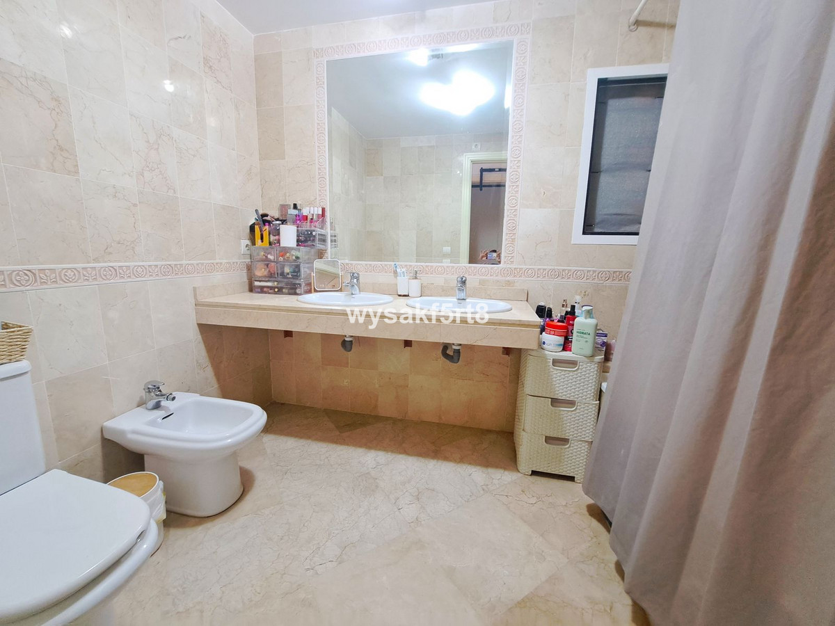 Appartement te koop in Casares Playa | 2 slaapkamers H5079205