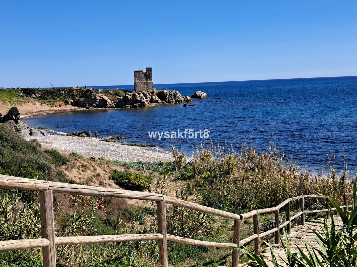 Appartement te koop in Casares Playa | 2 slaapkamers H5079205