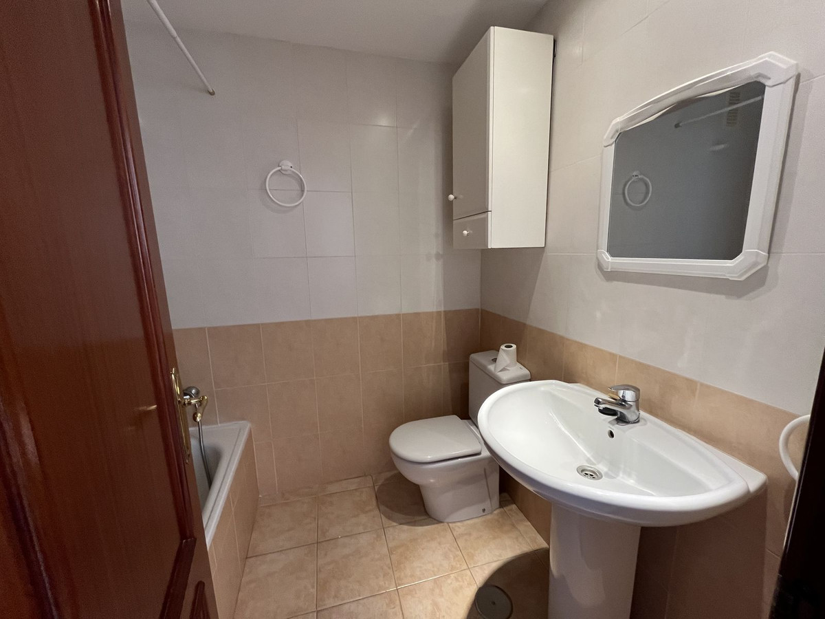 Appartement te koop in Casares Playa | 2 slaapkamers H5080231