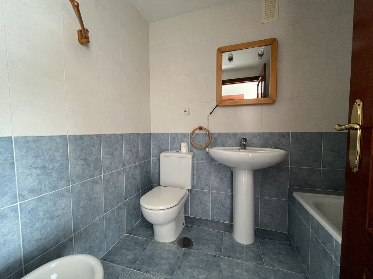 Appartement te koop in Casares Playa | 2 slaapkamers H5080231