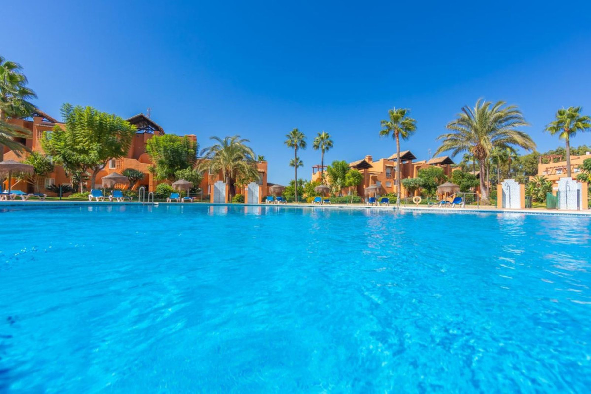Appartement te koop in Casares Playa | 2 slaapkamers H5083789