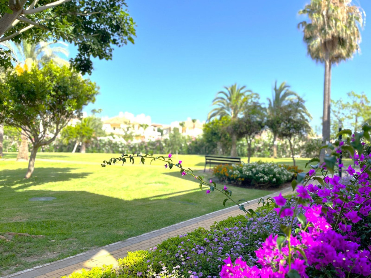 Appartement te koop in Casares Playa | 2 slaapkamers H5083789