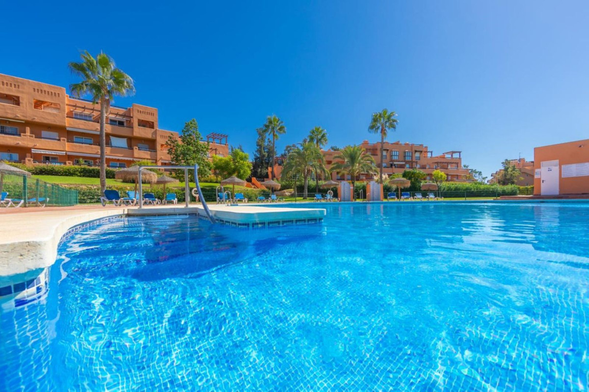 Appartement te koop in Casares Playa | 2 slaapkamers H5083789