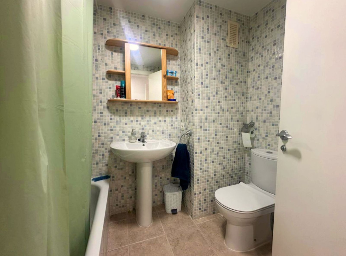 Appartement te koop in Casares Playa | 2 slaapkamers H5083789