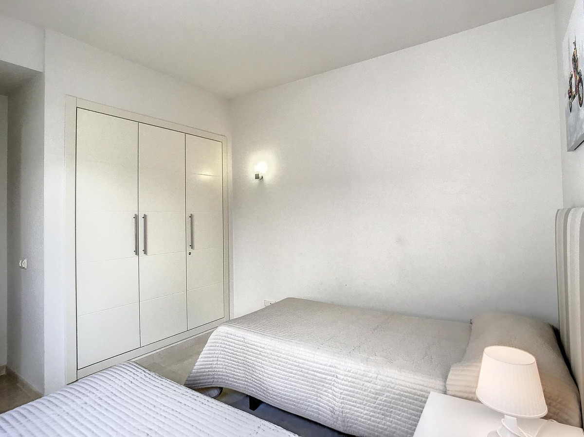 Appartement te koop in Casares Playa | 2 slaapkamers H5118892