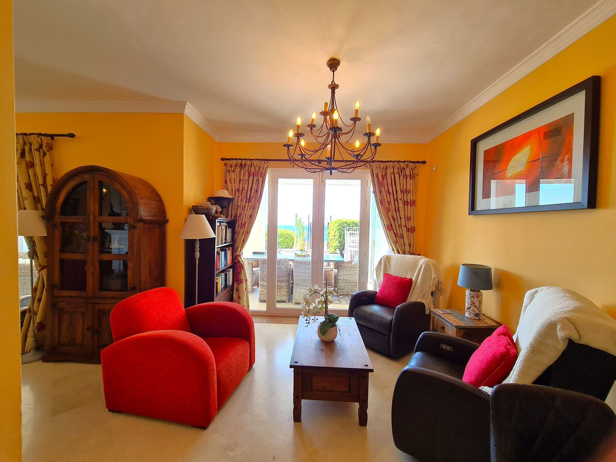 Appartement te koop in Casares Playa | 3 slaapkamers H5120560