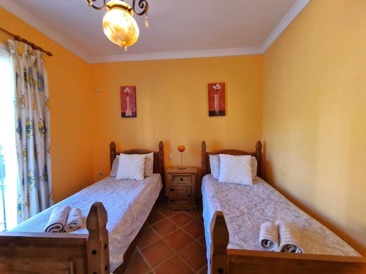 Appartement te koop in Casares Playa | 3 slaapkamers H5120560