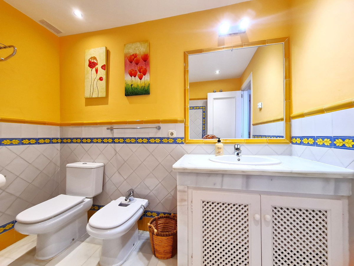 Appartement te koop in Casares Playa | 3 slaapkamers H5120560