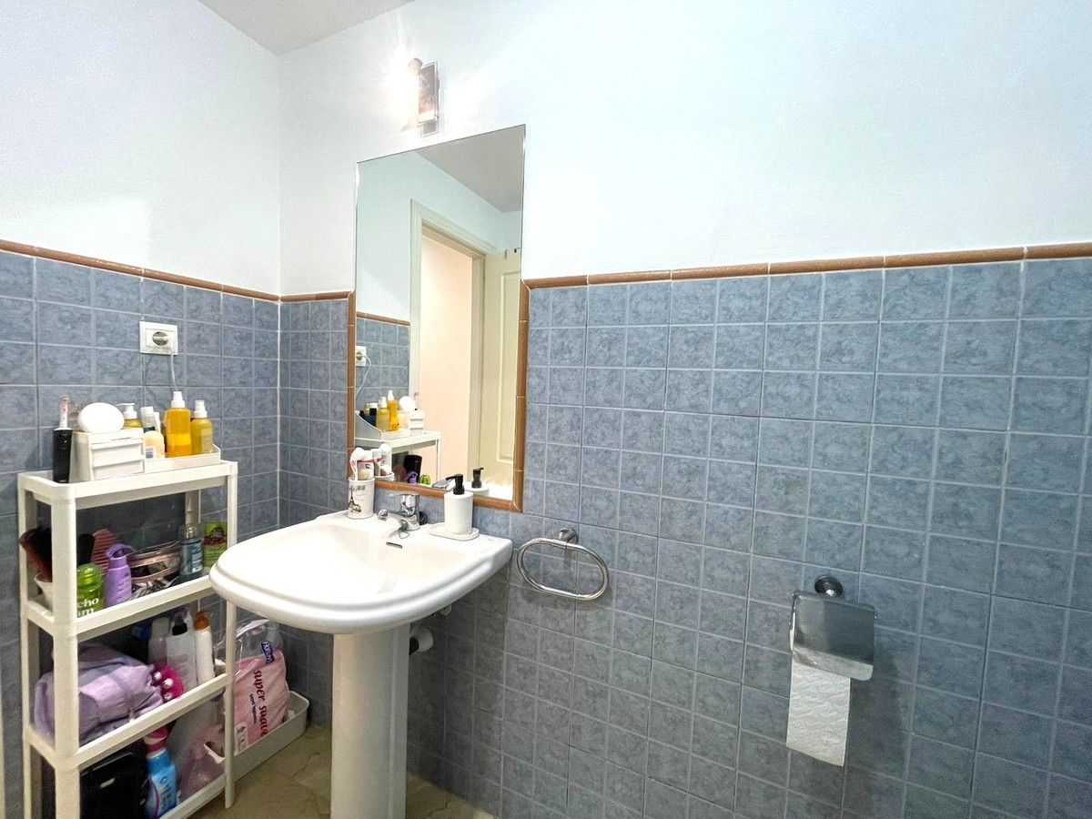 Appartement te koop in Casares Playa | 1 slaapkamers H5129581