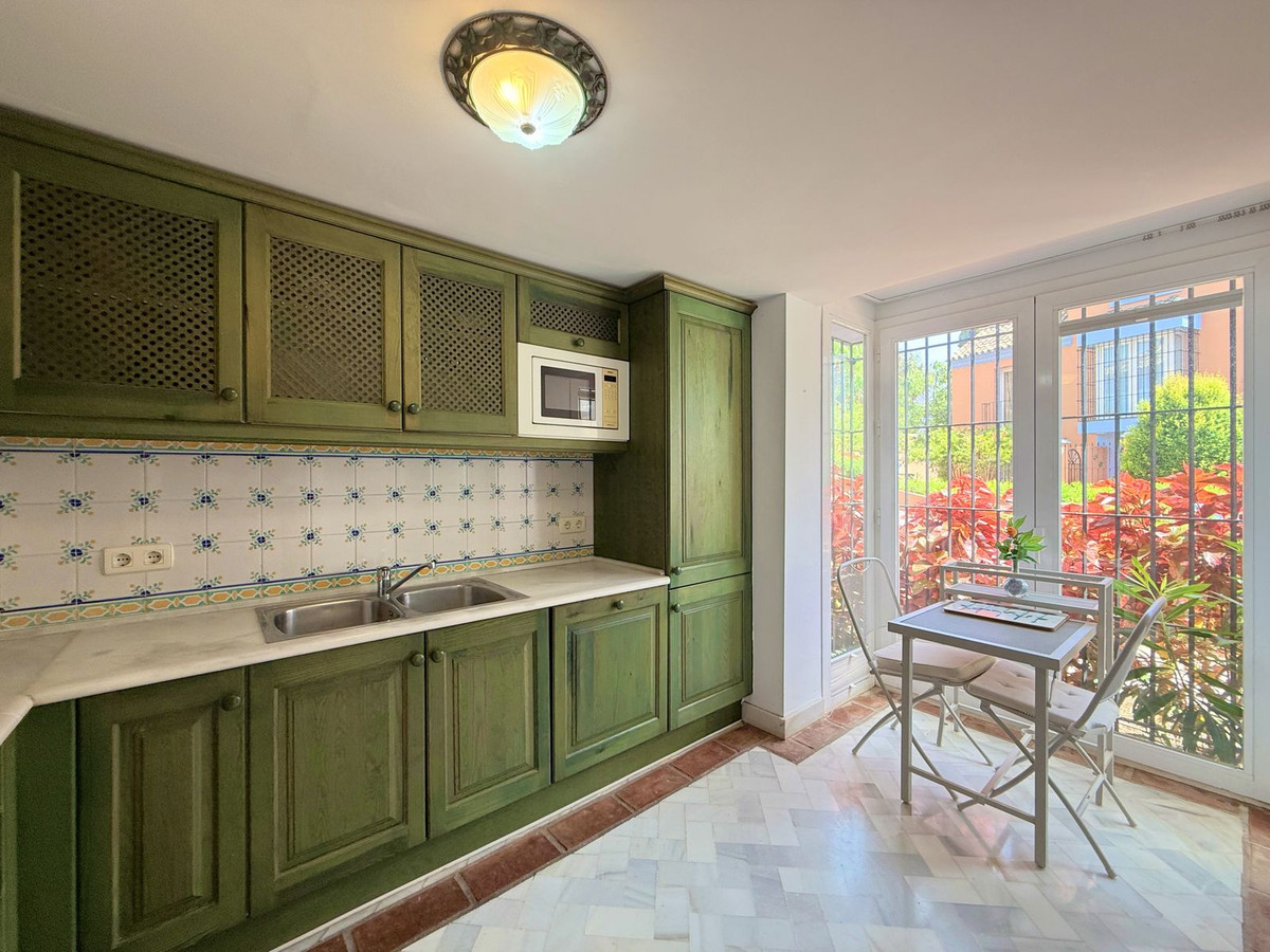 Appartement te koop in Casares Playa | 2 slaapkamers H5130829