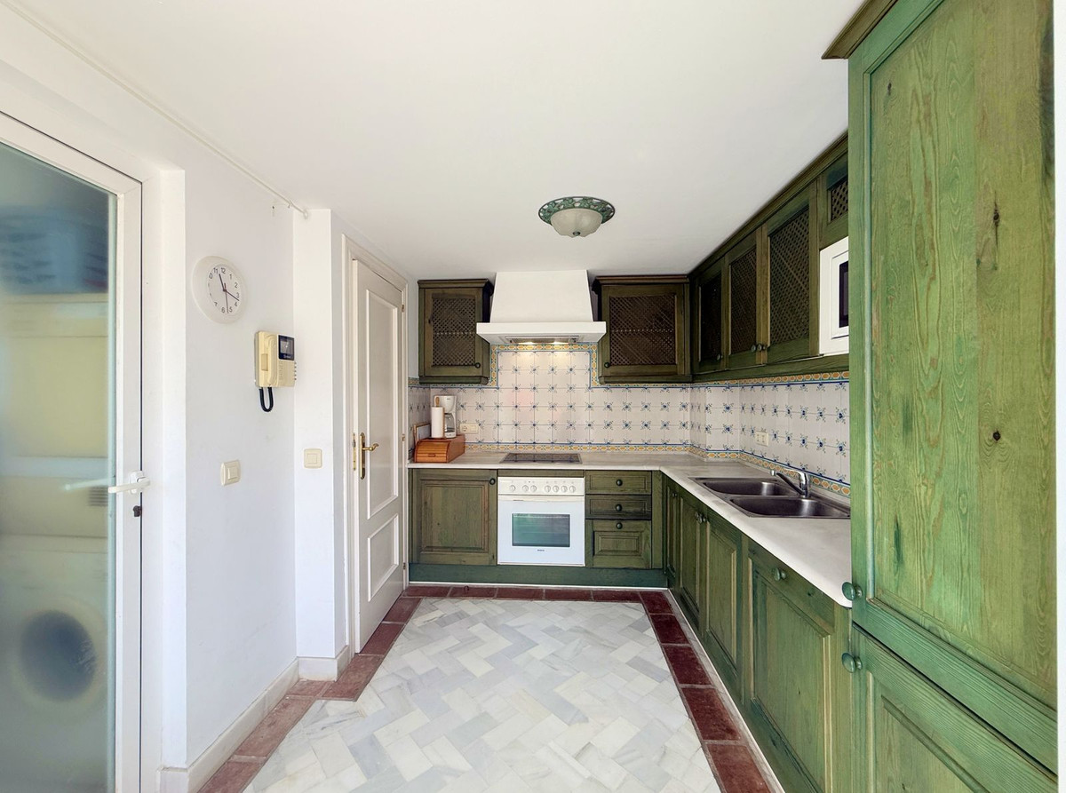 Appartement te koop in Casares Playa | 2 slaapkamers H5130829
