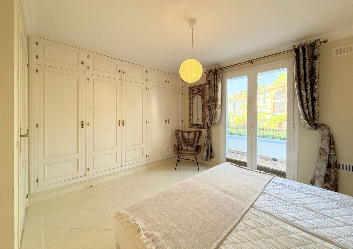 Appartement te koop in Casares Playa | 2 slaapkamers H5130829