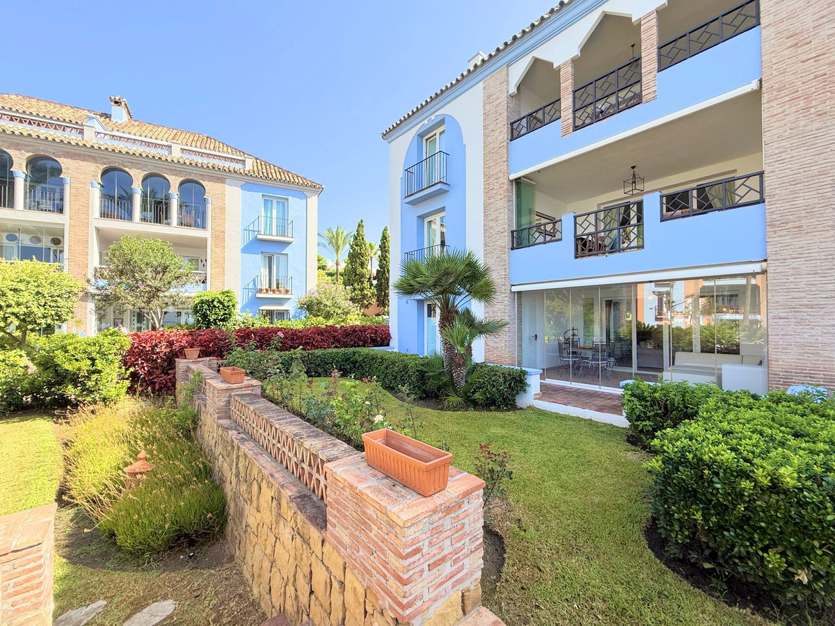 Appartement te koop in Casares Playa | 2 slaapkamers H5130829