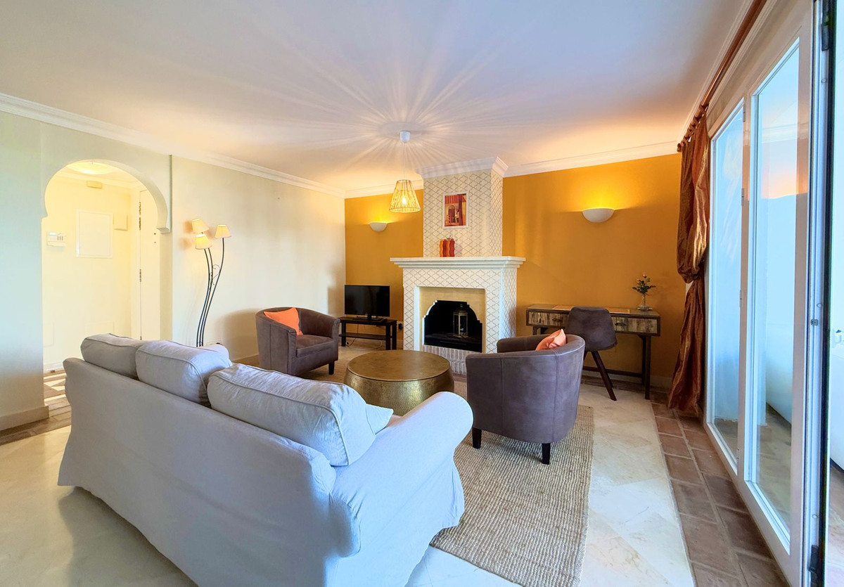 Appartement te koop in Casares Playa | 2 slaapkamers H5130829
