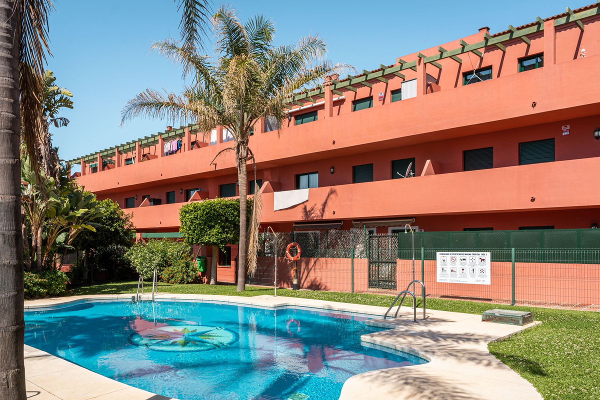 Appartement te koop in Casares Playa | 1 slaapkamers H5131657