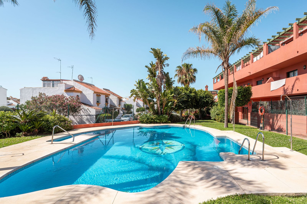 Appartement te koop in Casares Playa | 1 slaapkamers H5131657