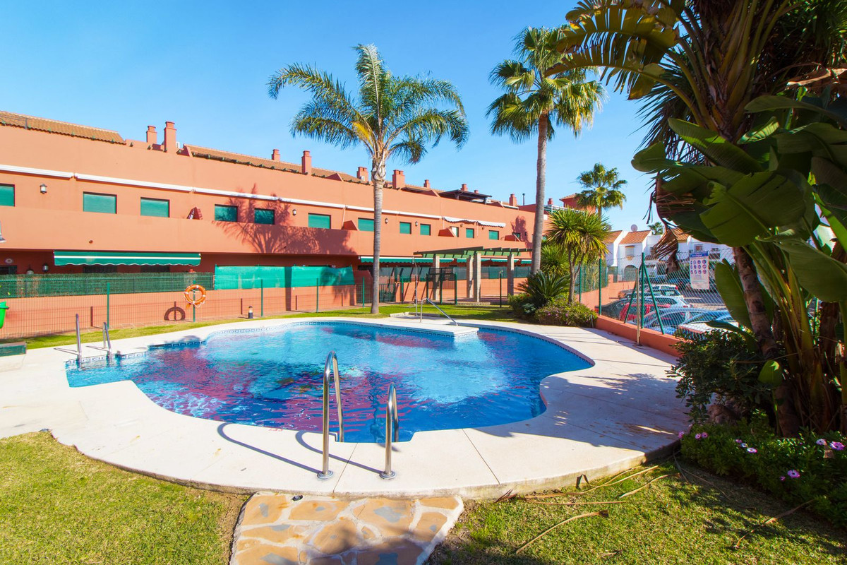 Appartement te koop in Casares Playa | 1 slaapkamers H5131657