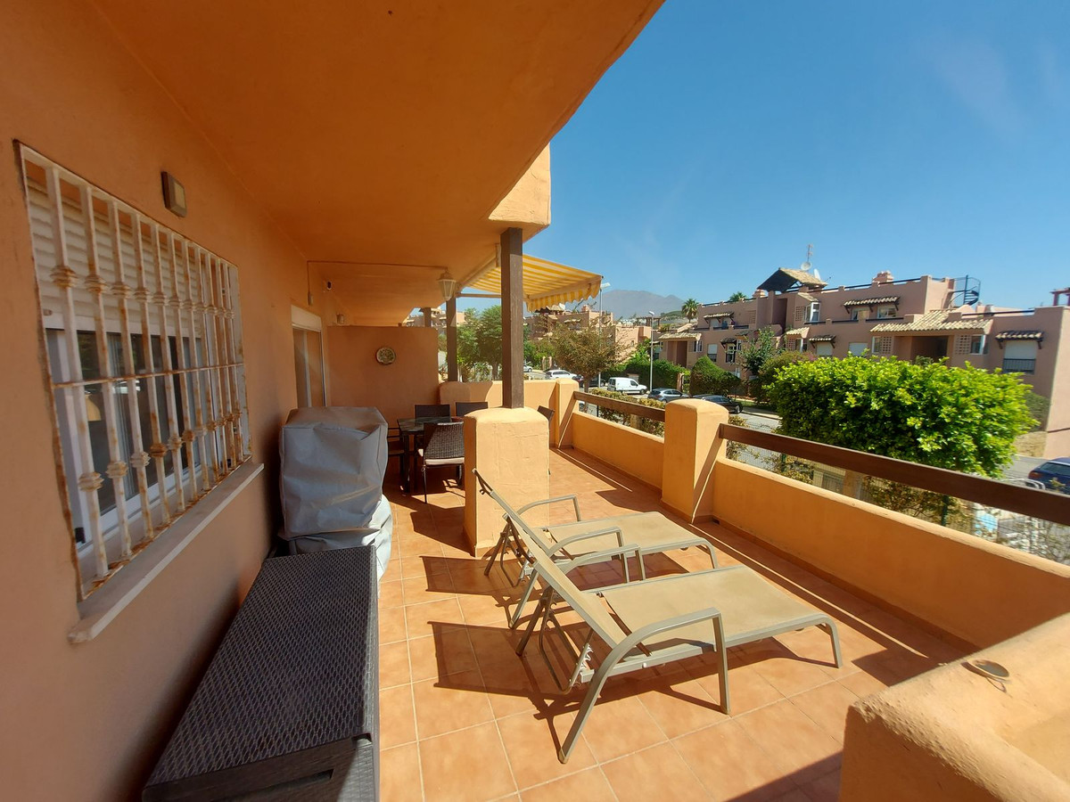 Appartement te koop in Casares Playa | 2 slaapkamers H5132275