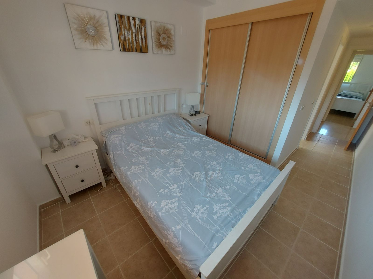 Appartement te koop in Casares Playa | 2 slaapkamers H5132275
