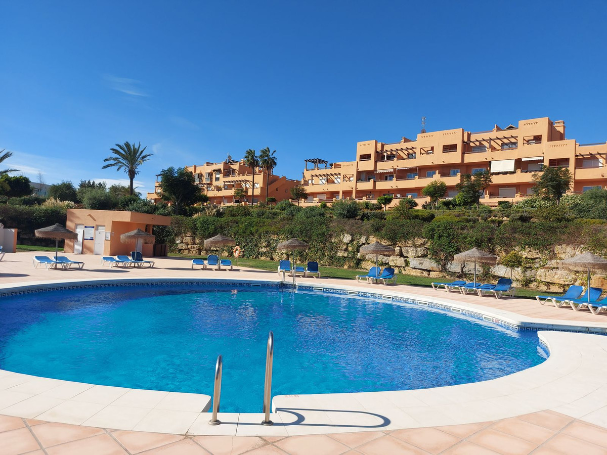 Appartement te koop in Casares Playa | 2 slaapkamers H5132275