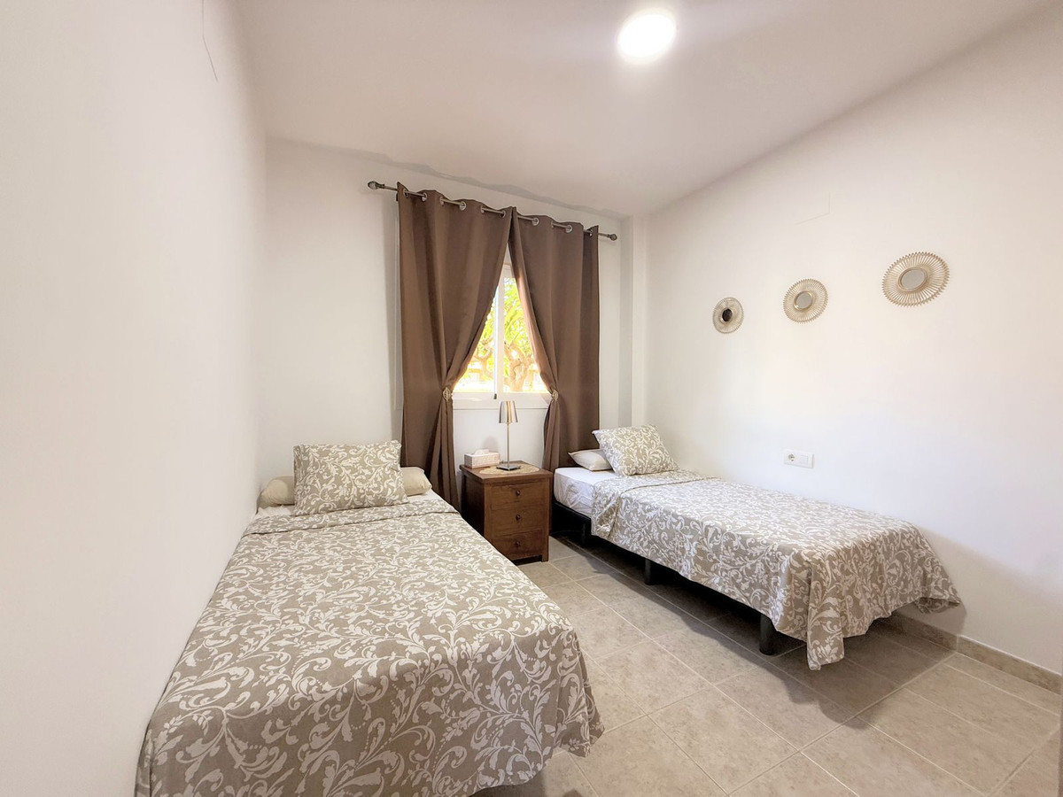 Appartement te koop in Casares Playa | 2 slaapkamers H5133445