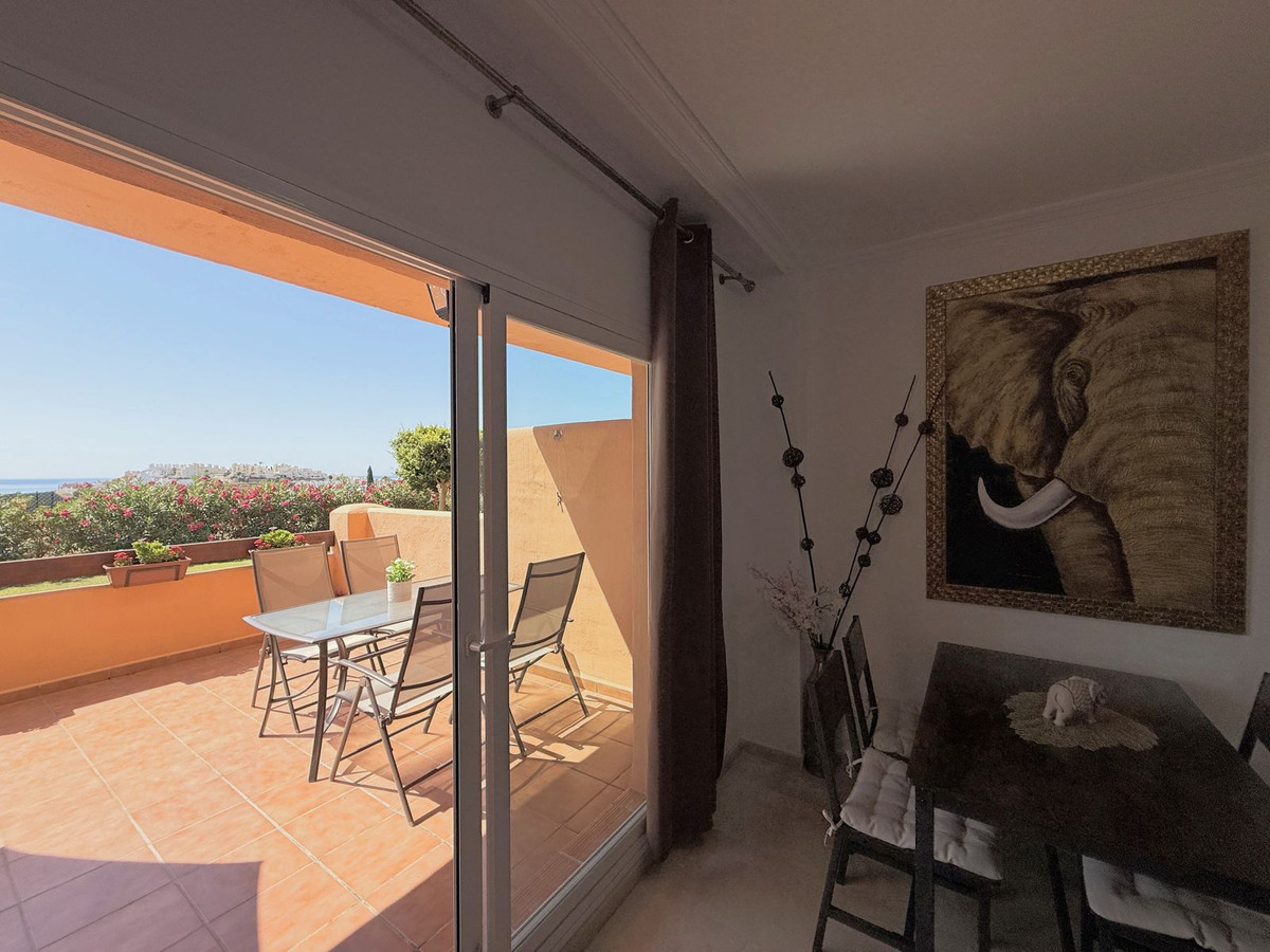 Appartement te koop in Casares Playa | 2 slaapkamers H5133445