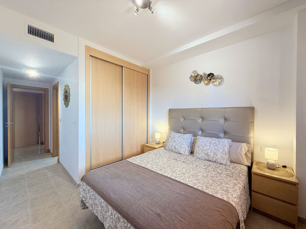 Appartement te koop in Casares Playa | 2 slaapkamers H5133445