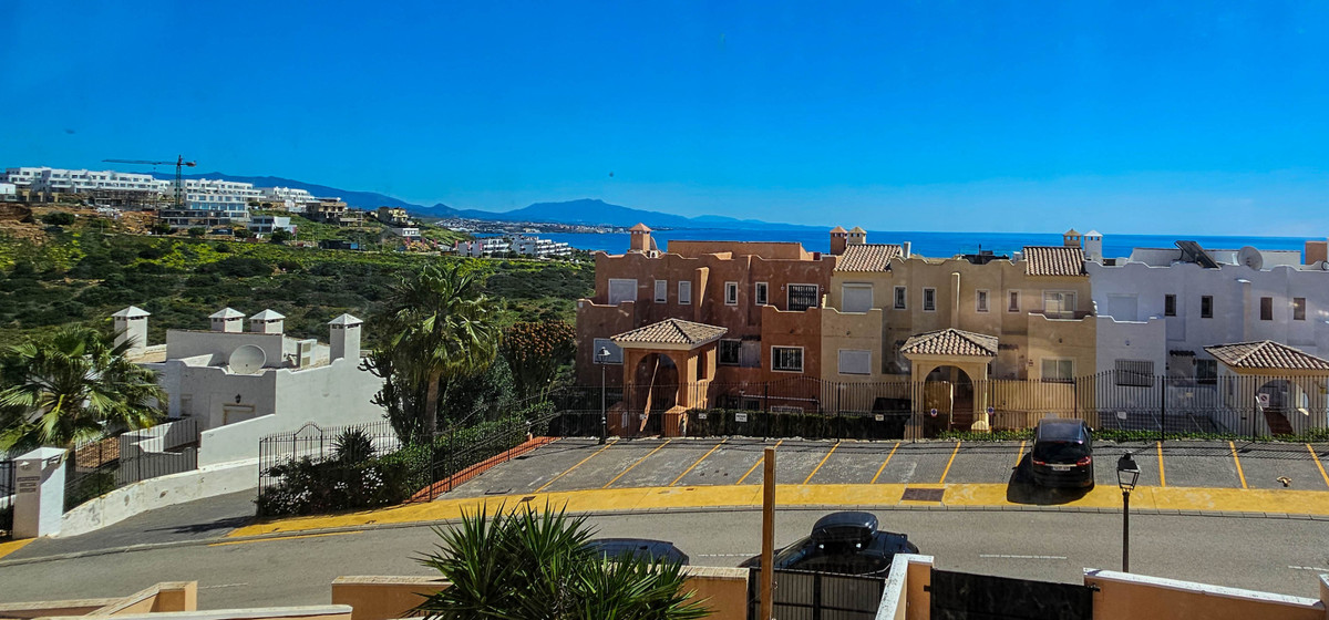 Duplex te koop in Casares Playa | 4 slaapkamers H5134729