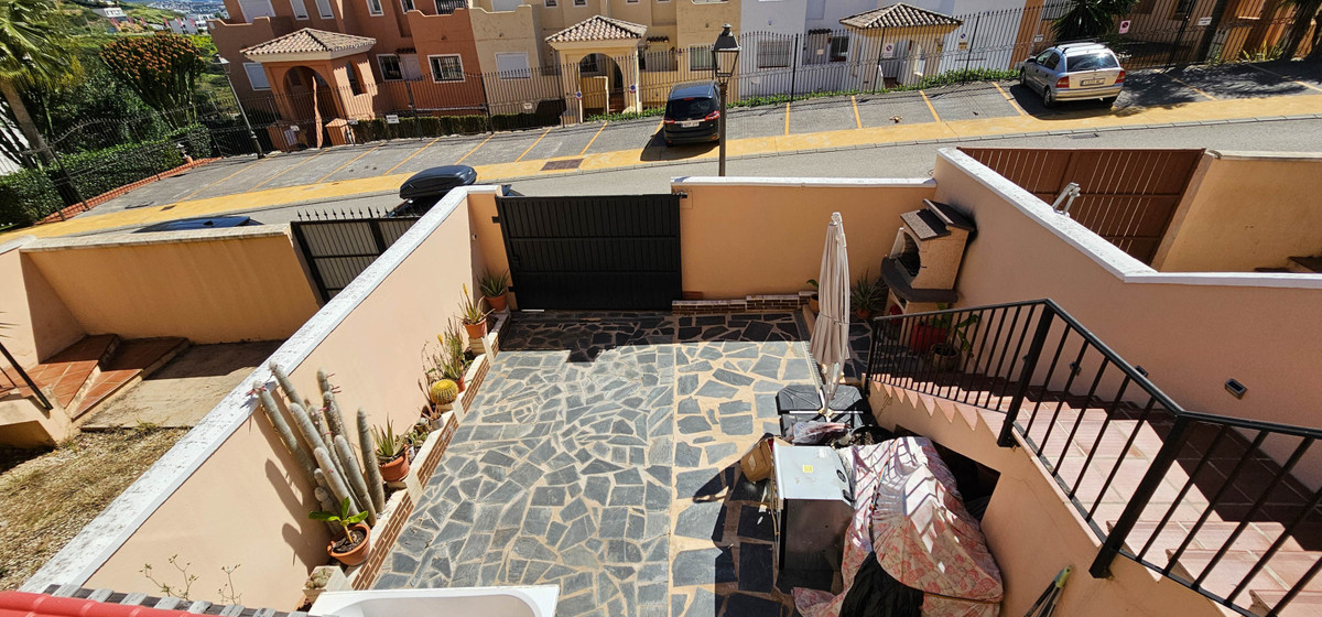 Duplex te koop in Casares Playa | 4 slaapkamers H5134729