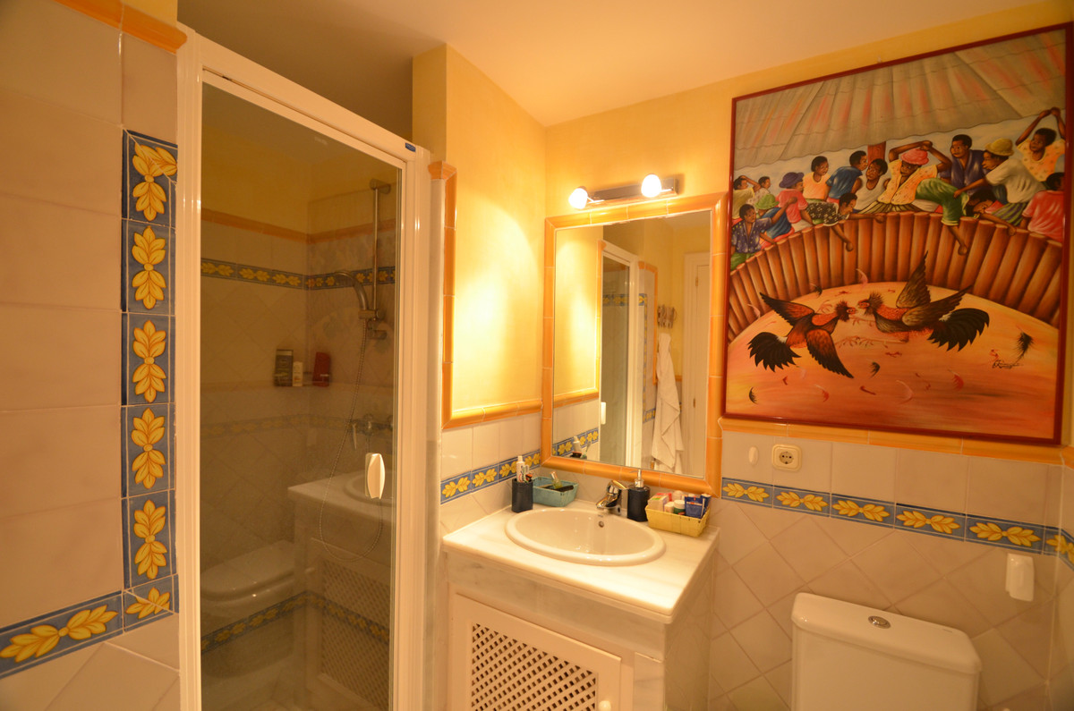 Appartement te koop in Casares Playa | 2 slaapkamers H5138605