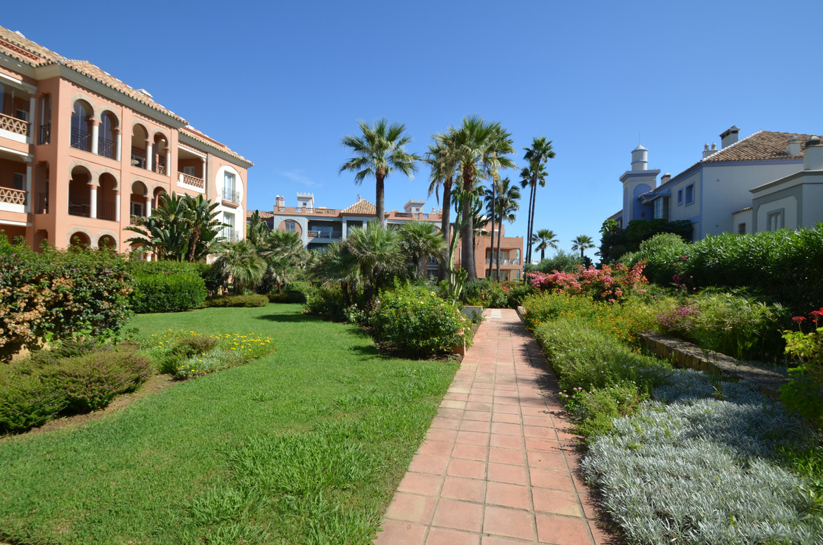 Appartement te koop in Casares Playa | 2 slaapkamers H5138605
