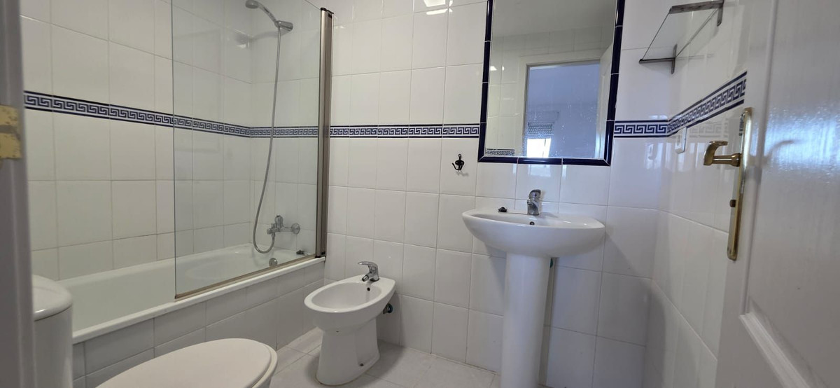 Appartement te koop in Casares Playa | 2 slaapkamers H5139703