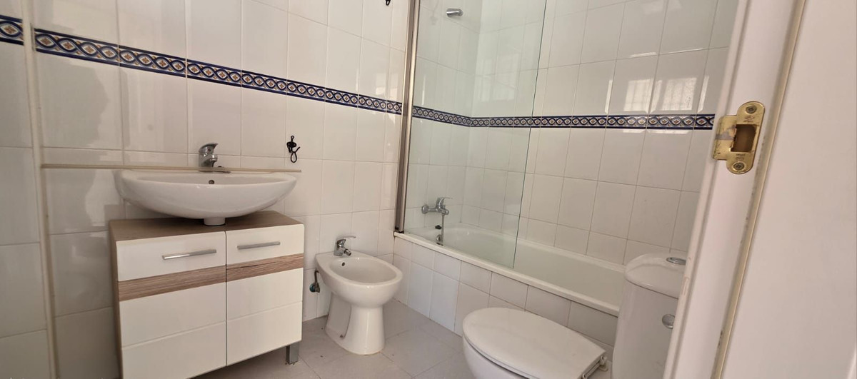Appartement te koop in Casares Playa | 2 slaapkamers H5139703